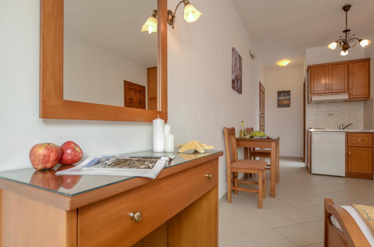 Agia Anna  Dolphin Studios מראה חיצוני תמונה