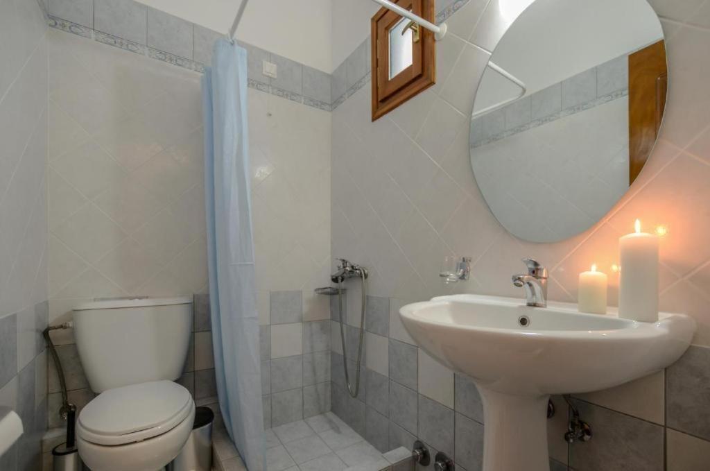 Agia Anna  Dolphin Studios מראה חיצוני תמונה